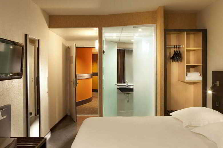 Hotel Escale Oceania Nantes Airport