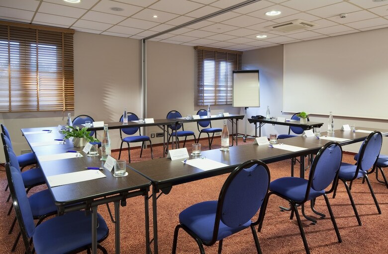 Hotel Escale Oceania Nantes Airport