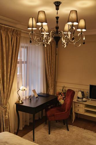 Dom Sivre Boutique Hotel