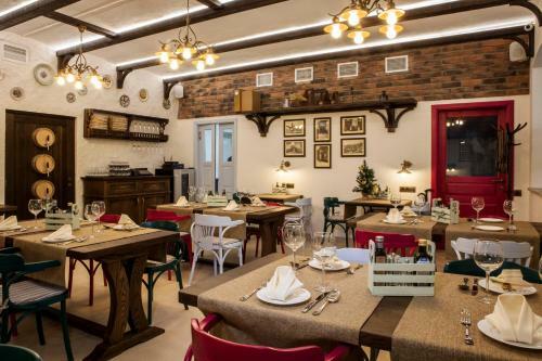 Dom Sivre Boutique Hotel