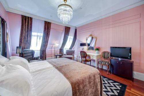 Dom Boutique Hotel By Authentic Hotels