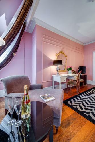 Dom Boutique Hotel By Authentic Hotels