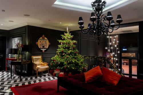 Dom Boutique Hotel By Authentic Hotels