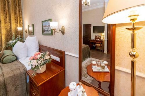 Ekaterina Hotel