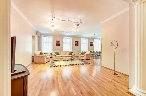 Apartments Ers On Malaya Sadovaya