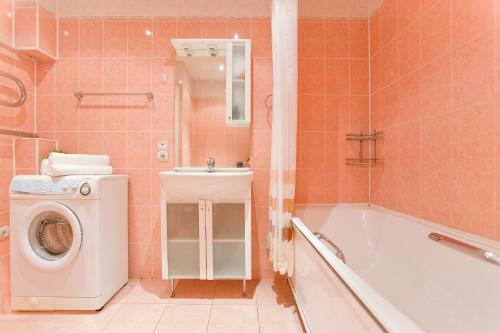 Big Family Apartment In Spb