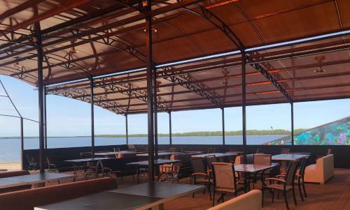 Hotel Saint Lake (? ??????? ?????)