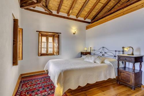 Malvasia Traditional Hotel
