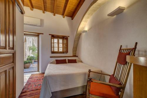 Malvasia Traditional Hotel