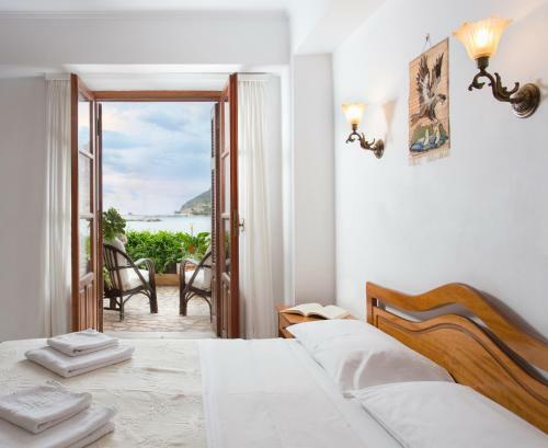 Hostal Petrino Guesthouse