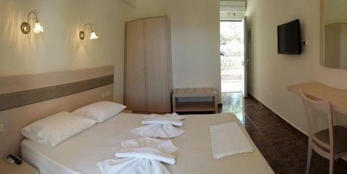 Hostal Voula Rooms