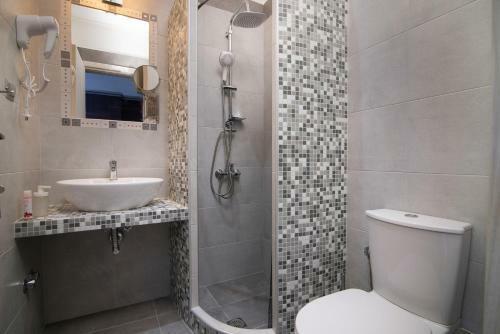 A Ponte Studios & Apartments
