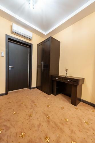 Hotel ??????