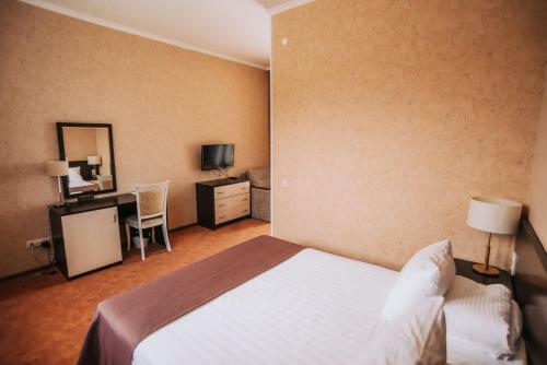 Hotel Golden Hills