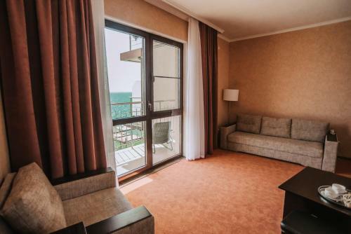 Hotel Golden Hills