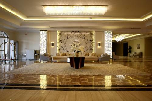 Vittori Palace Hotel And Residences