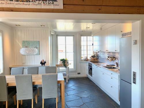 Villa �re Travel - Tottvillan