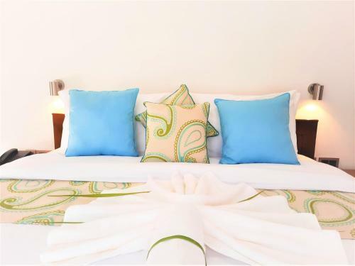 Palm Holiday Apartments