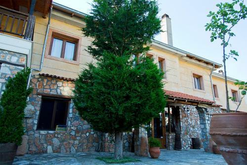 Aloni Toy Kir Thanasi Hotel & Spa