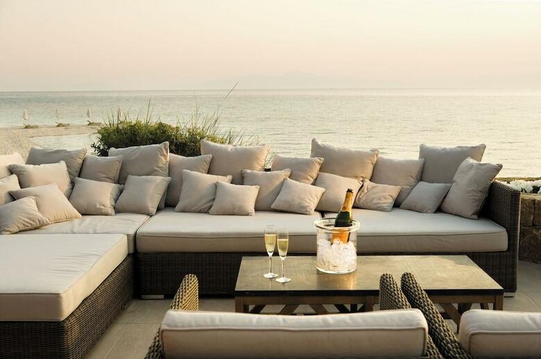 Hotel Sani Beach Club