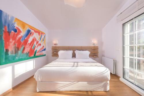 The White Villa At Sani