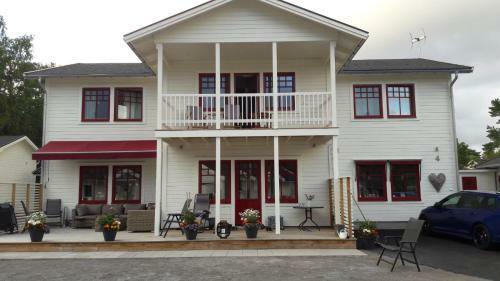 Bed & Breakfast �regrund Bnb