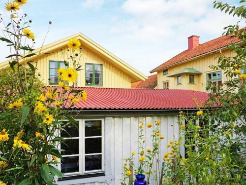 4 Person Holiday Home In Marstrand