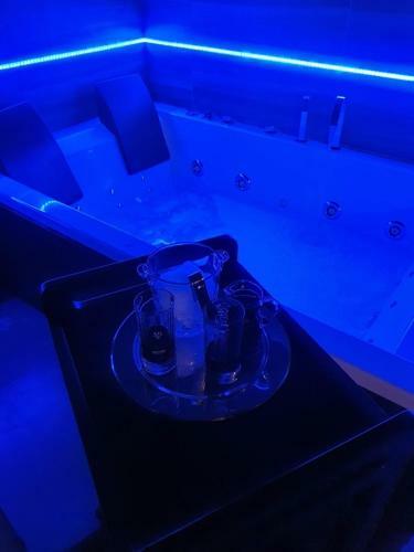 Apartment Four Stars Art-pe