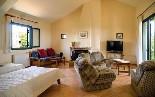 Koxyli Studios & Apartments
