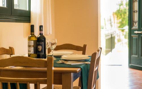 Koxyli Studios & Apartments