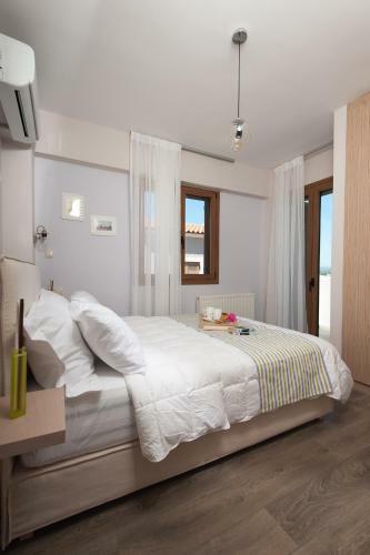 Villa Harmony-crete Residences