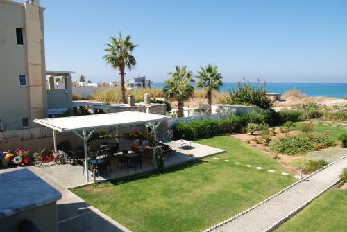 Yiannis Apartments