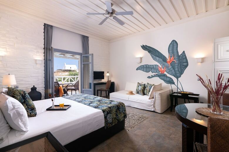 Hotel Porto Kea Suites