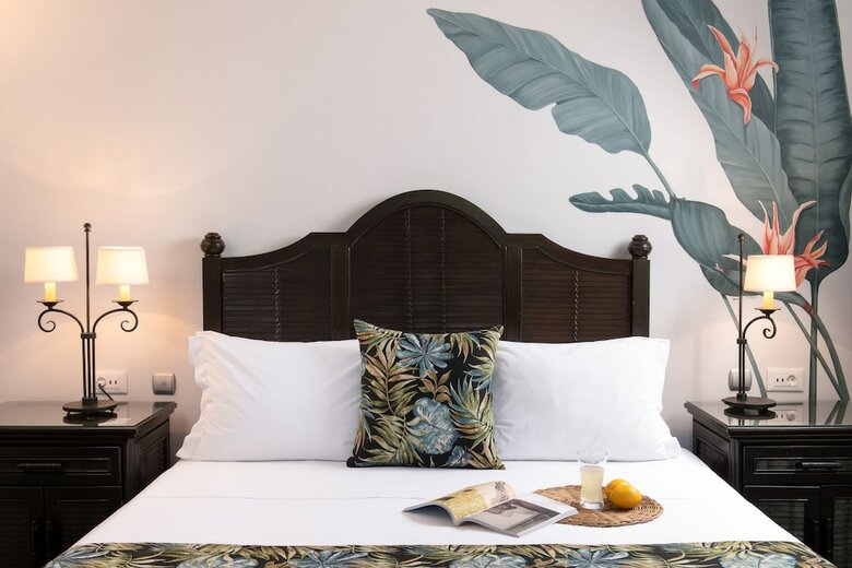 Hotel Porto Kea Suites