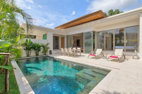Trichada Pool Villa By Rents In Phuket