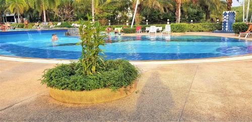 Spacious 1 Bedroom At View Talay 2 Pattaya