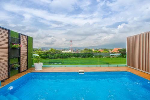 Hotel Pool Suite Chiang Mai