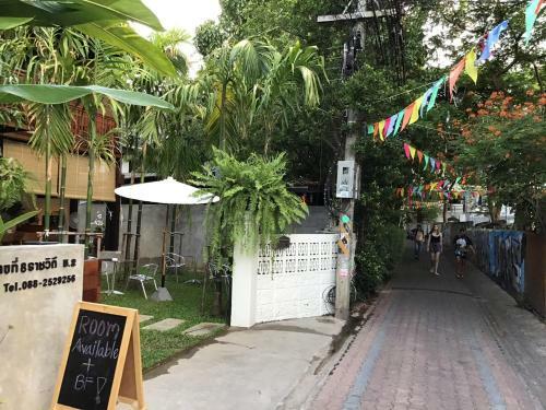 Hotel The Eight Ratvithi House