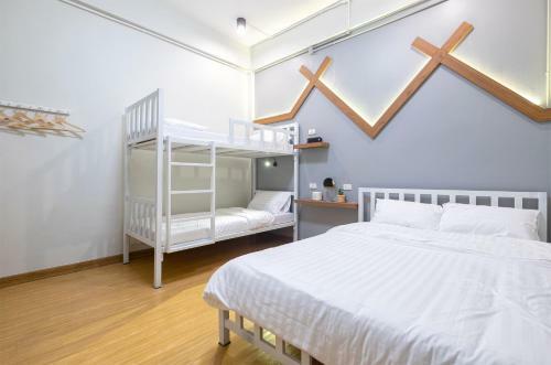 Albergue Bed Friends Poshtel