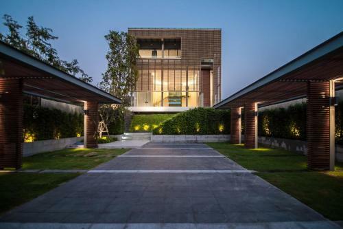Sunsky Villa Huahin