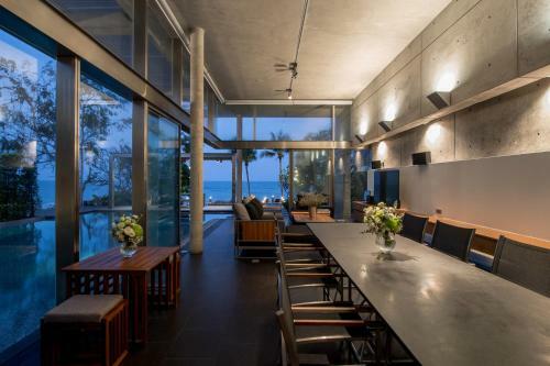 Sunsky Villa Huahin