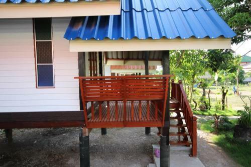 Hotel Lanta Andaleaf Bungalow