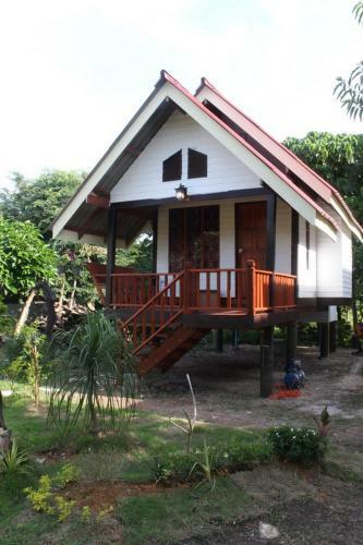 Hotel Lanta Andaleaf Bungalow