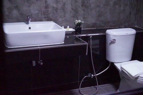 S.s.hotel Nangrong