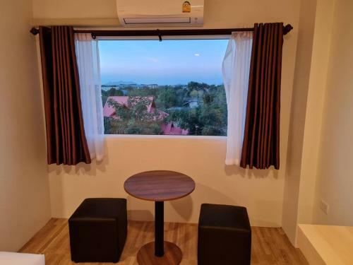 The Charlotte Smart Hotel Lopburi