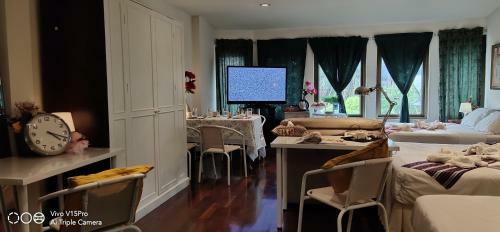 Asiastique Housing Home Studio