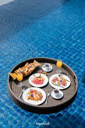 Hotel Nora Buri Resort & Residence