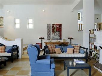 Hotel Lefkes Village