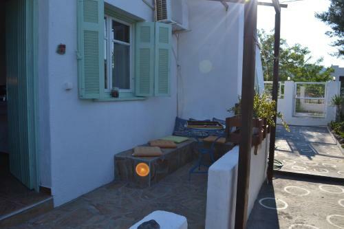 Hostal Skyros Panorama Studios