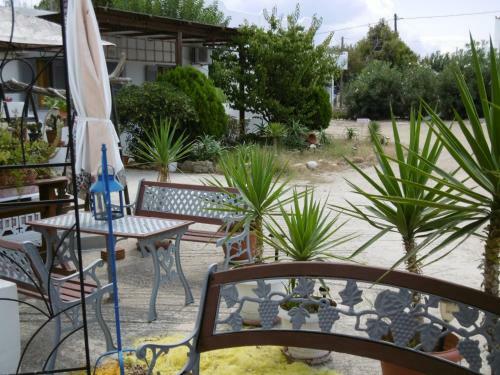 Hostal Skyros Panorama Studios